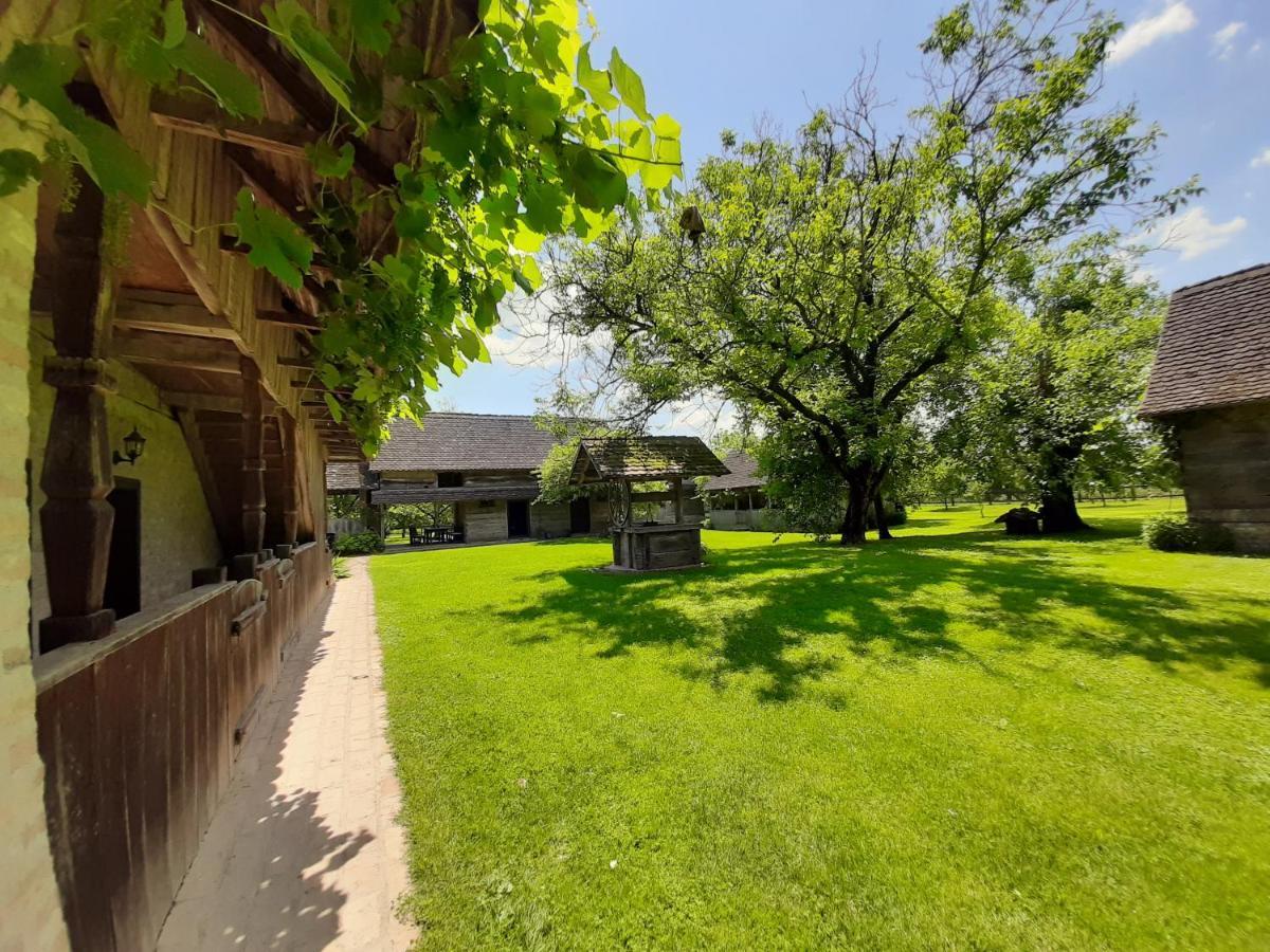 Ethno Village Stara Lonja Exterior foto