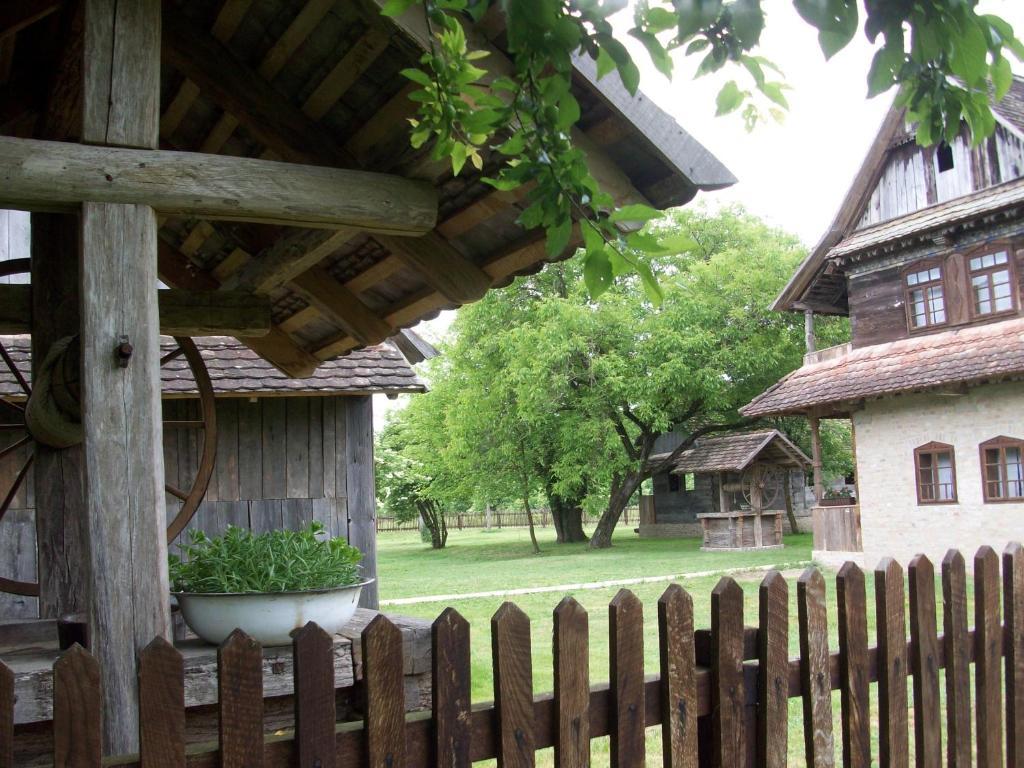 Ethno Village Stara Lonja Exterior foto